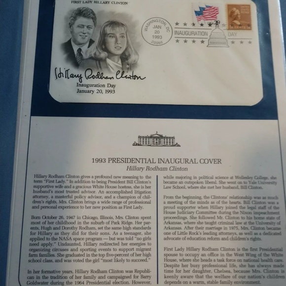 Lot of 2 huge books of Gold Replicas of US Stamps - Picture 4 of 8